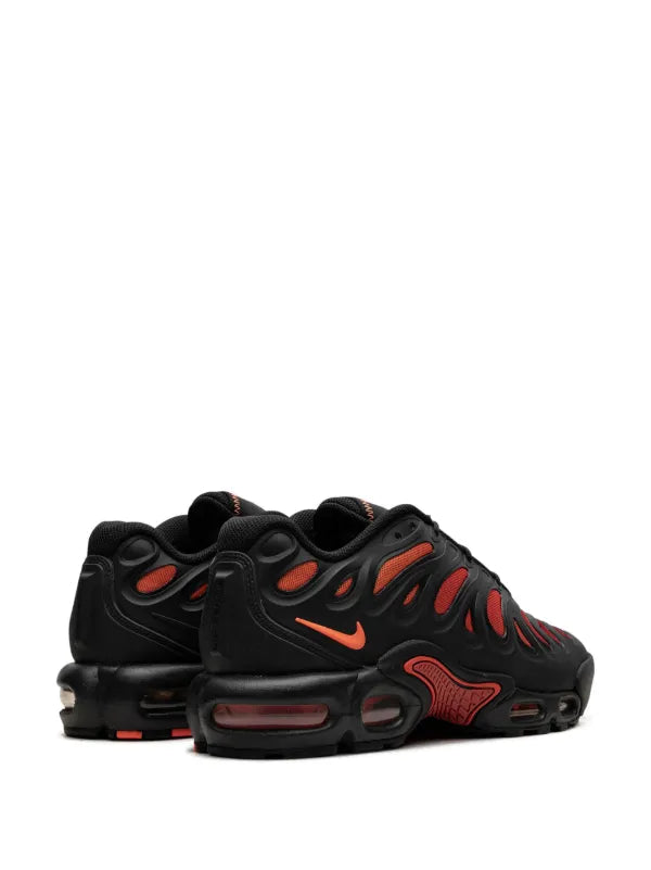 NIKE AIR MAX PLUS BLACK DRAGON RED