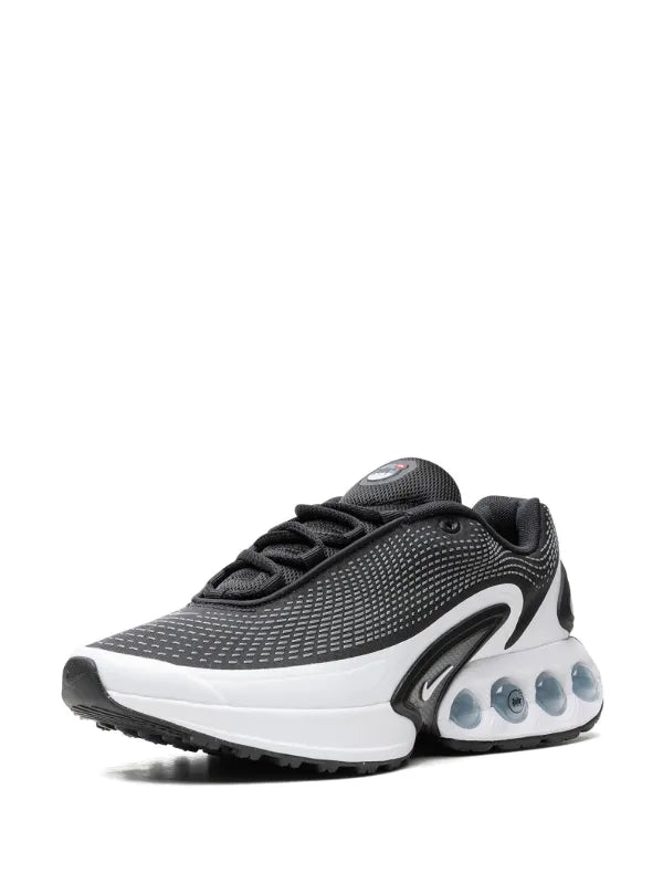 NIKE AIR MAX DN BLACK/WHITE